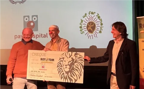 Entrega a Payasospital en tamaño mediano