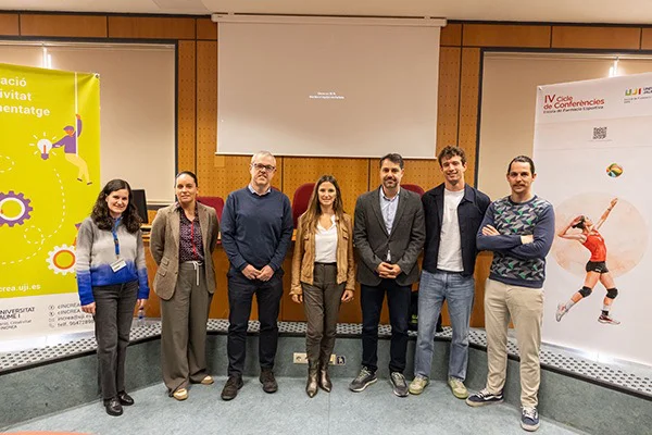 Cicle_ESFE_26DLL47 en tamaño mediano