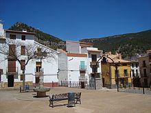 Plaza_Mayor_(Arañuel)