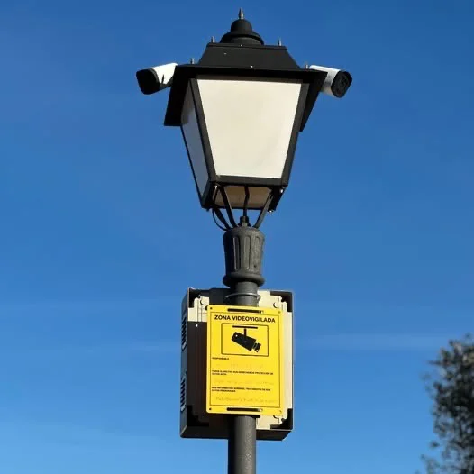 Cámaras de seguridad en Sant Jordi en tamaño mediano