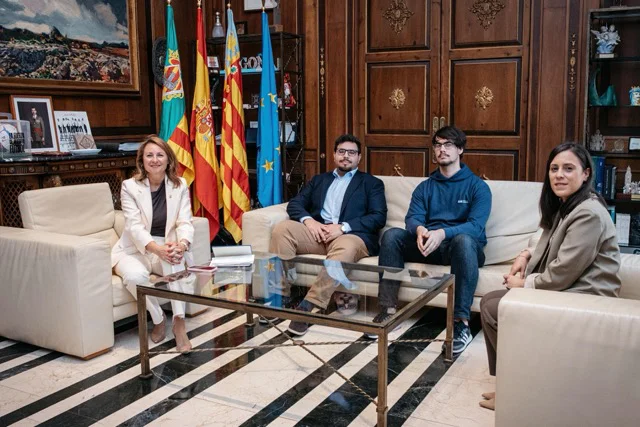 Carrasco Consell de l'Estudiantat en tamaño mediano