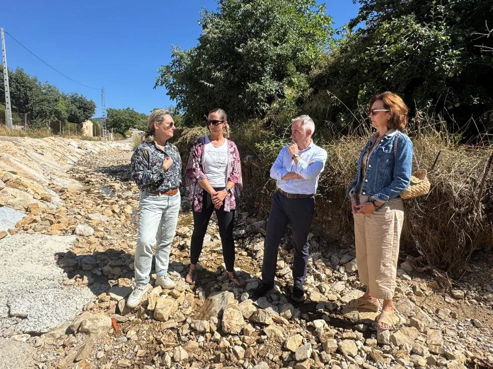 cati1 reparación caminos y agua