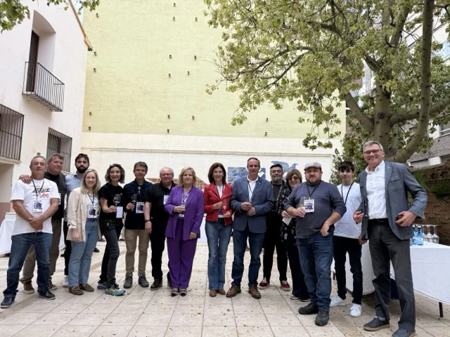 IV Muestra Profesional Vinos IGP en tamaño mediano