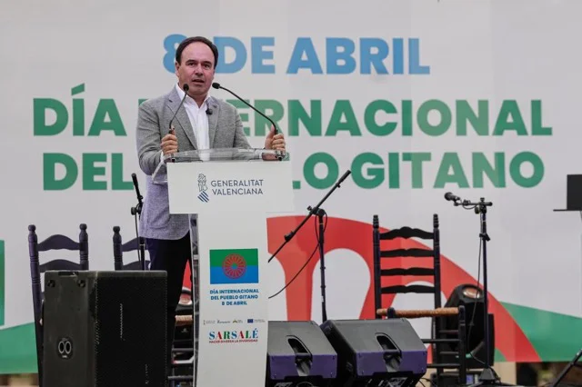 _MBJ4108041126 en tamaño mediano