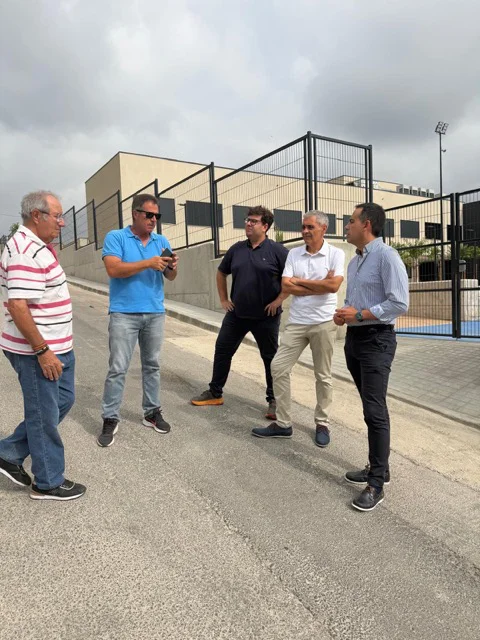 Visita Soneja (2) en tamaño mediano