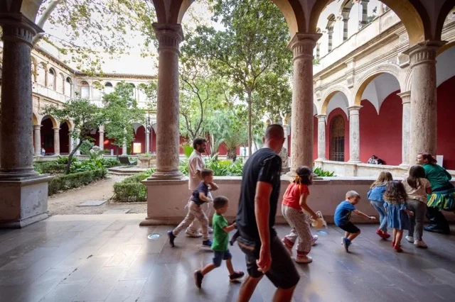 museos 2 en tamaño mediano