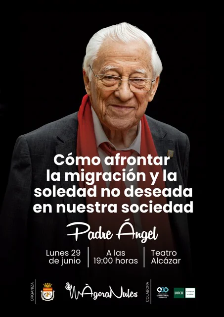 Padre Ángel Ágora Nules en tamaño mediano
