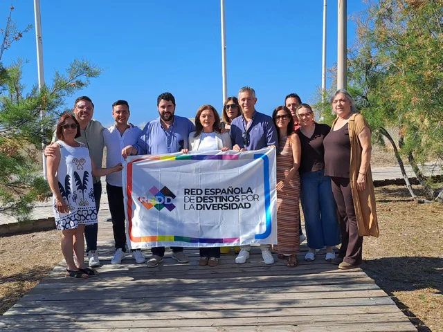 Nules sin banderas.2 en tamaño mediano