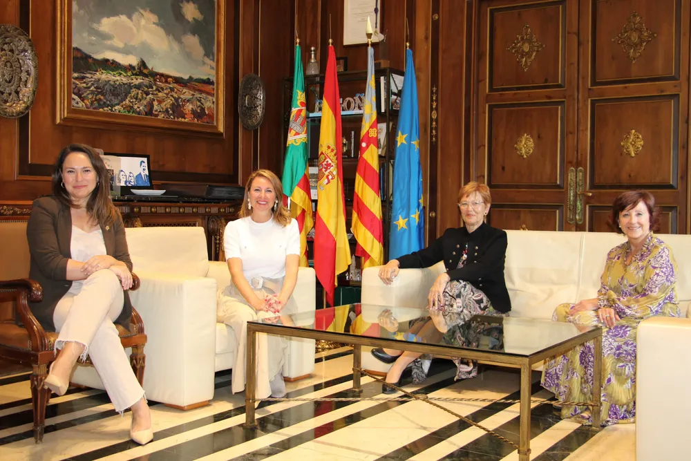 Carrasco reunión Maira Barrieras AECC