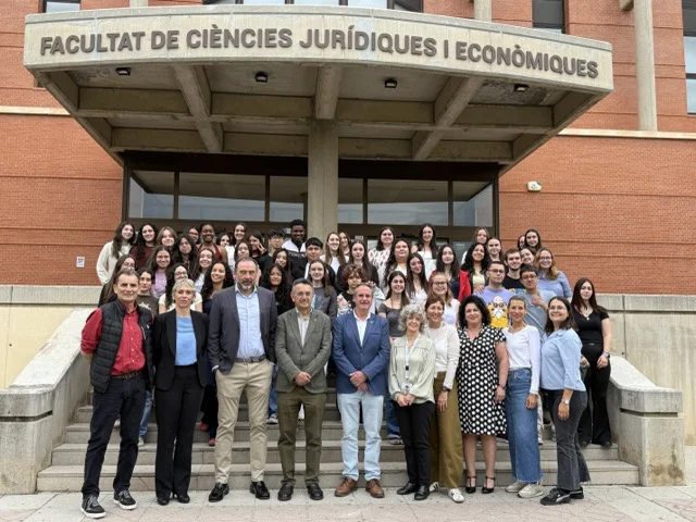 MicroMónUJI en tamaño mediano