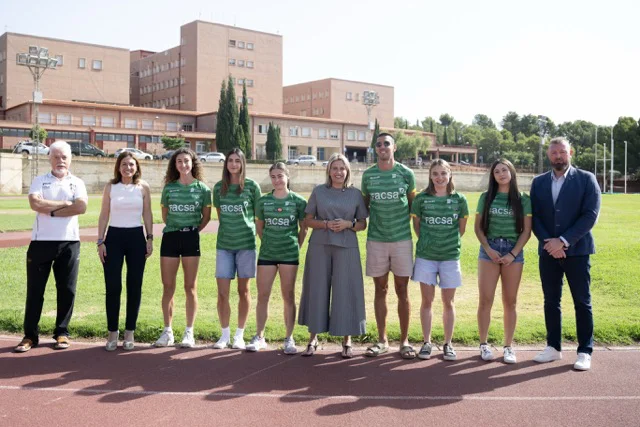 Atletas FACSA Playas Castellón - CITD Penyeta Roja en tamaño mediano