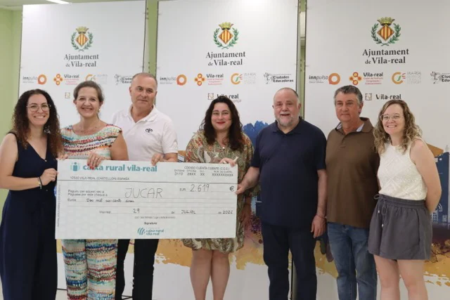 xec (1) en tamaño mediano
