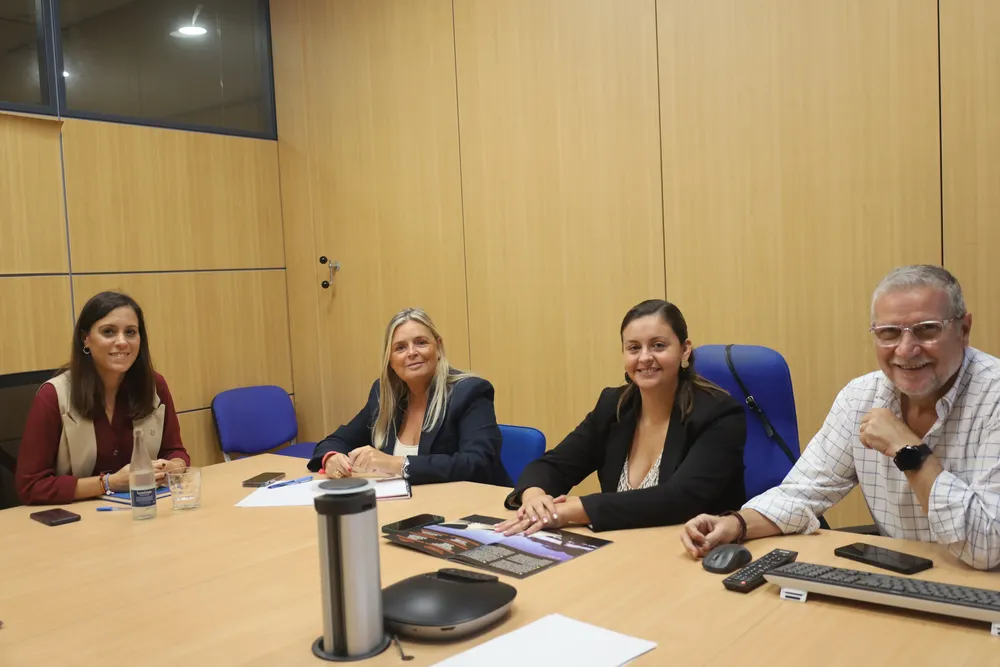 Esther Giner, Patricia Marti, Arantxa Miralles y Juan Gallén