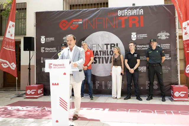Presentación Infinitri Burriana Triathlon (2) en tamaño mediano