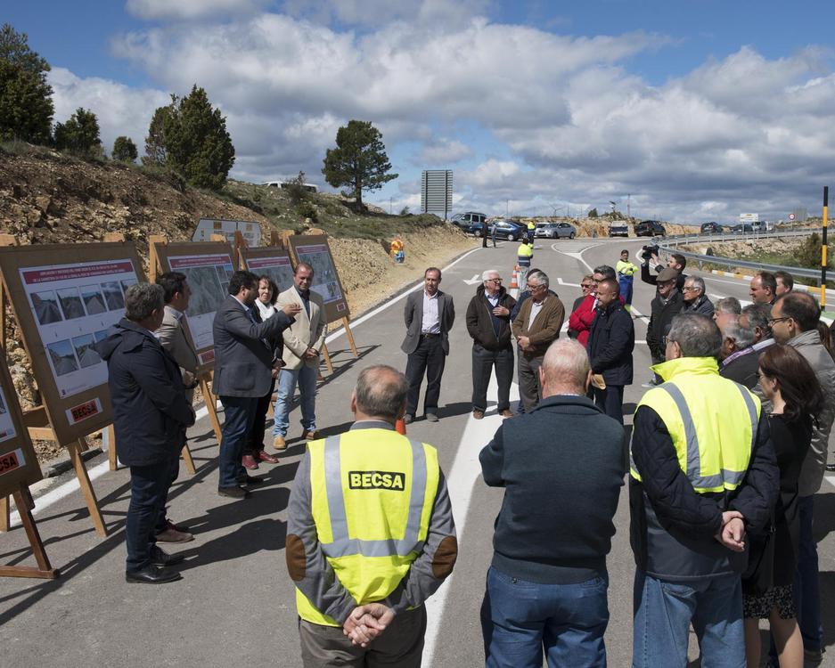 2645-11-05-17-CARRETERA-CASTELL-DE-CABRES
