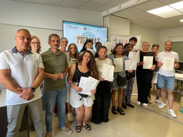 tots units (3) en tamaño mediano