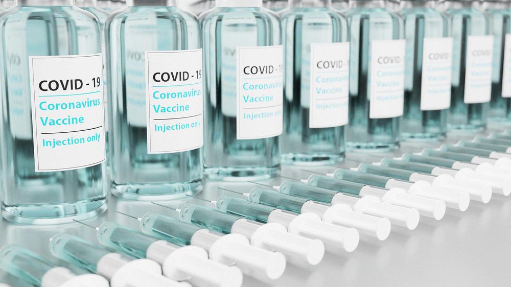 vaccine-gd17ed14e1_1920