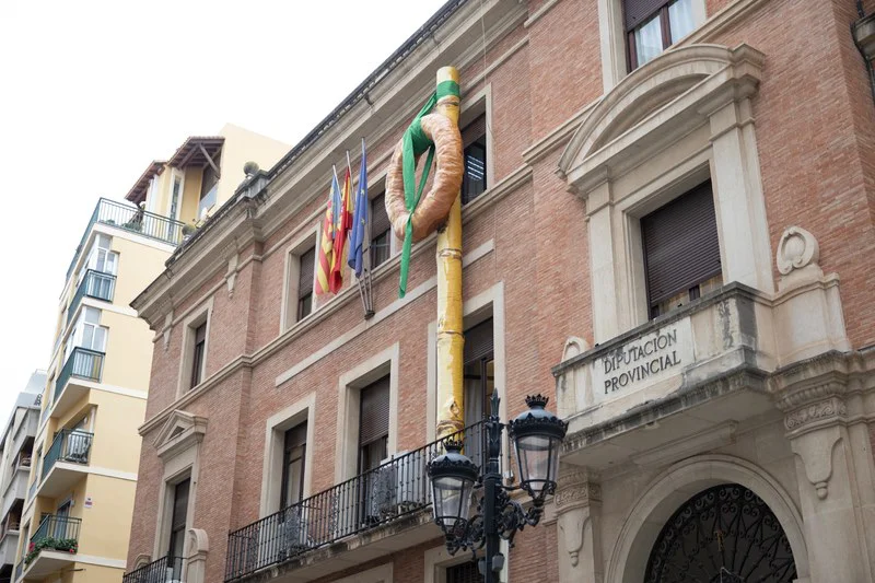 Rotllo i Canya en fachada Palacio Provincial (2)_800