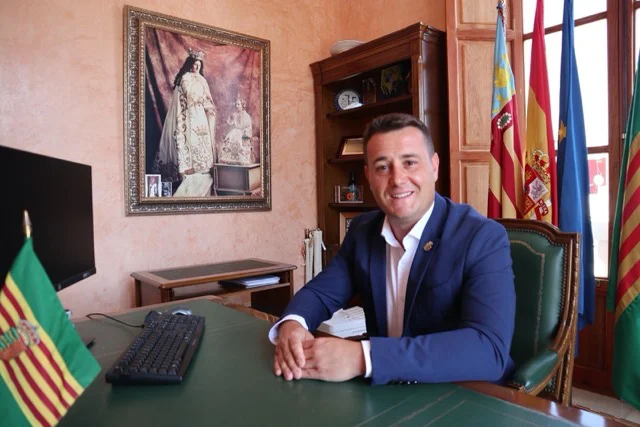 Alcalde Alquerías del Niño Perdido en tamaño mediano