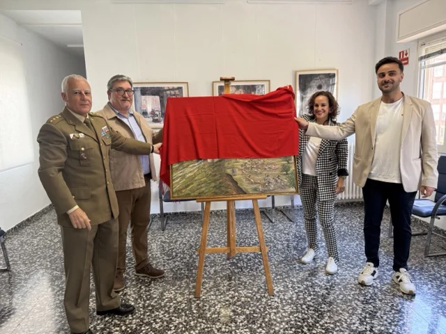 Descubrimiento de la obra en tamaño mediano