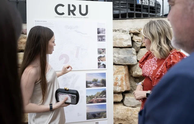 CRU en tamaño mediano