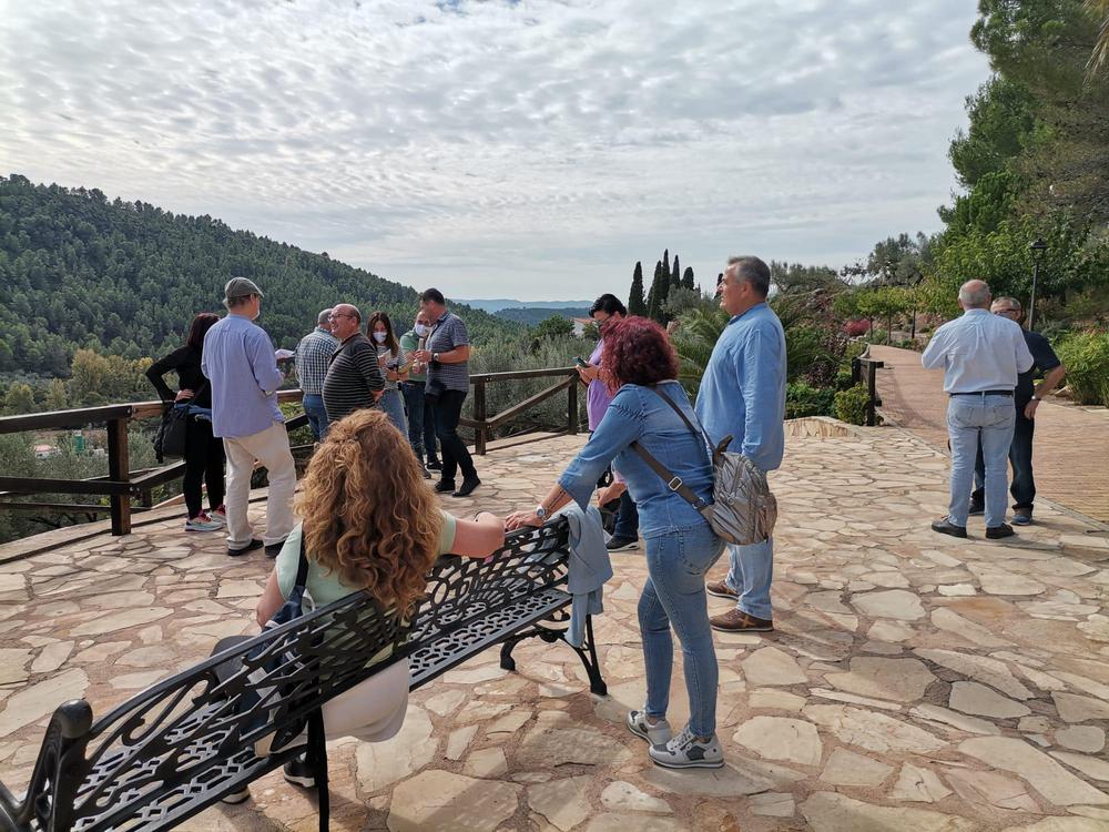 18C137D4D0-3484-47E5-BAFF-456E83B464EA(1)