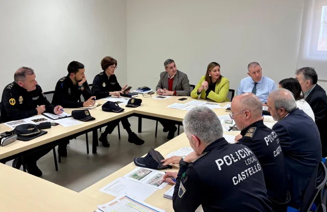 Ortolá MIralles Sales reunión eclipse en tamaño mediano