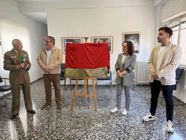 Presentación de la obra en tamaño mediano
