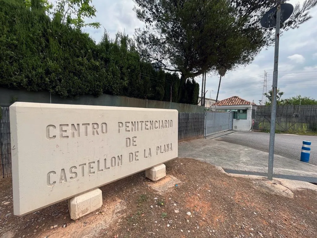 CASTELLON I CARTEL ACCESO