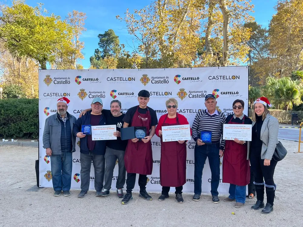 Miralles paella amb pilotes 2025