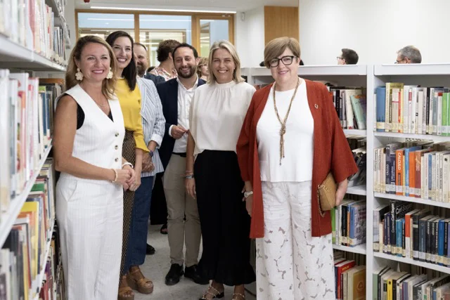 Apertura Biblioteca 5.0 (3) en tamaño mediano