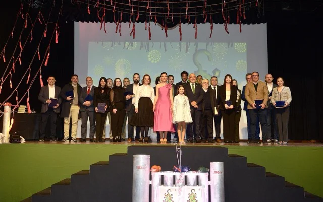 EMPRESAS COLABORADORAS en tamaño mediano