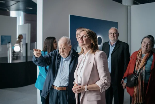 Carrasco visita Planetari de Castelló (3) en tamaño mediano