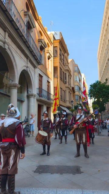 Día de los Tercios (2) en tamaño mediano