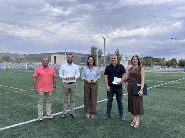 LUZ GAETA HUGUET en tamaño mediano