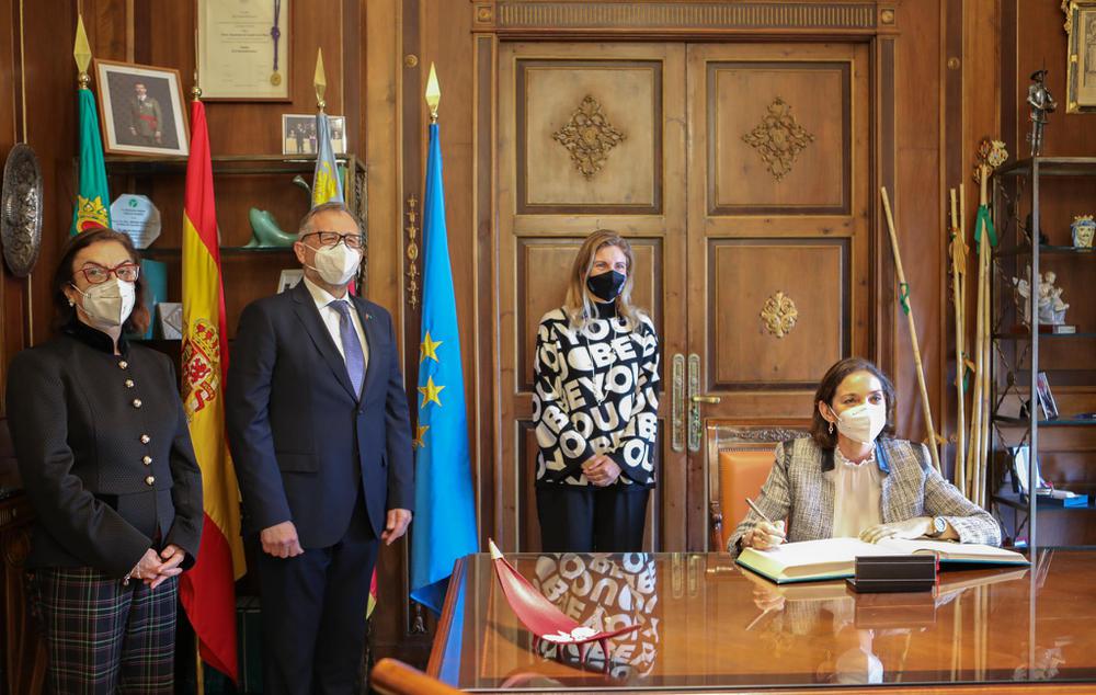 22-02-21 Visita ministra Ayuntamiento (4)