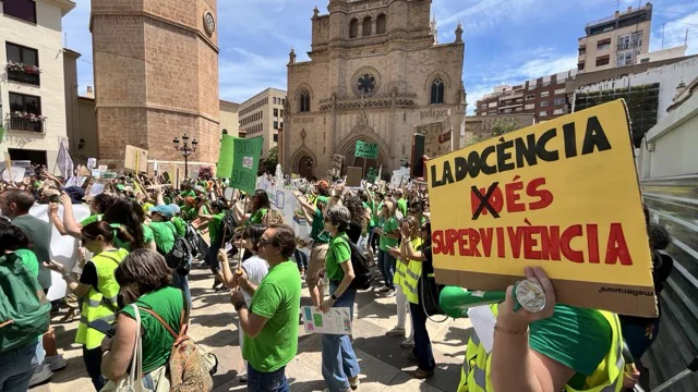 PSOE PROTESTAS PROFES