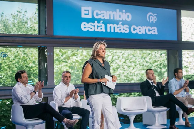 Marta Barrachina II Foro de Diputaciones (3) en tamaño mediano