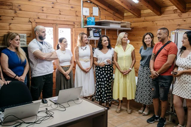 Carrasco visita consultorio auxiliar Marjalería en tamaño mediano