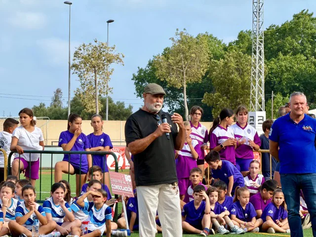 Nules jocs escolars 2 en tamaño mediano