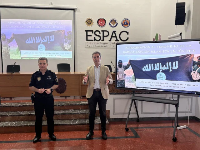 CURSO POLICIA en tamaño mediano