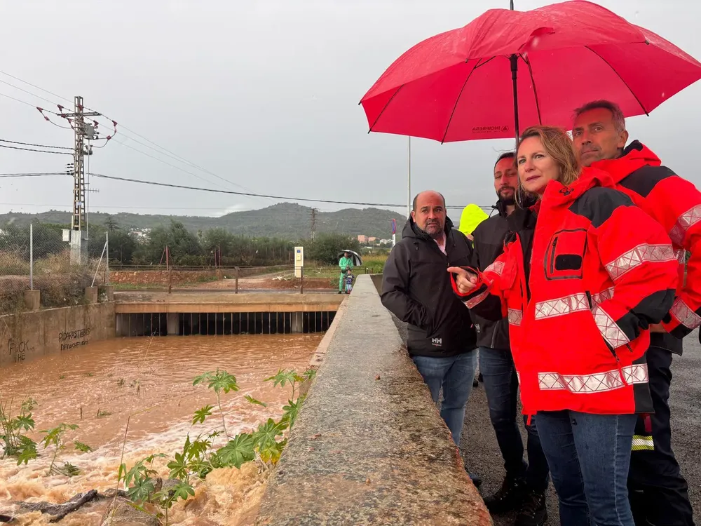 alcaldesa visita lluvias (1)