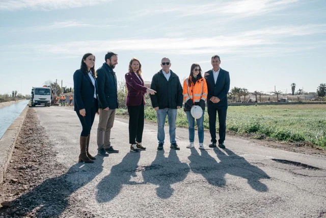 Begoña Carrasco  visita Camí de l'Obra en tamaño mediano