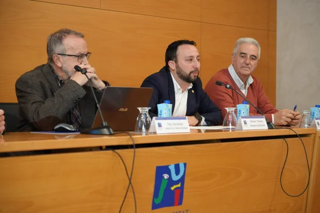 Félix Hernández_directorcatedra sergiotoledo_presidentereciplasa y fernandoalbarrán_directortecnicoreciplasa en tamaño mediano