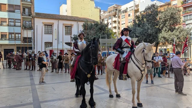 Día de los Tercios (1) en tamaño mediano
