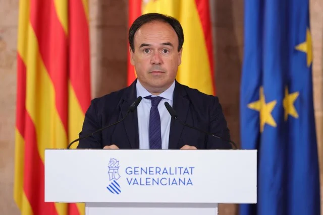PEREZ LLORCA  en tamaño mediano