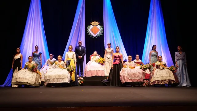 vila reinas26 1 en tamaño mediano