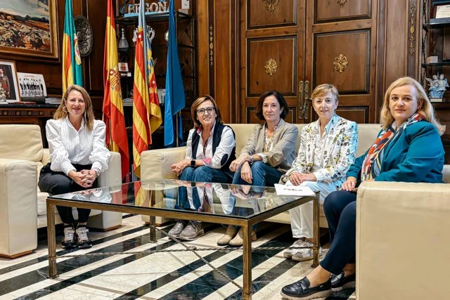Carrasco visita NDCS en tamaño mediano