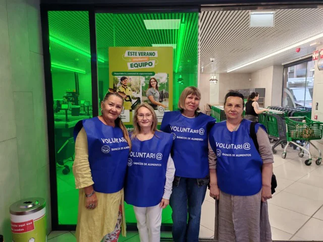 Banco alimentos3 en tamaño mediano