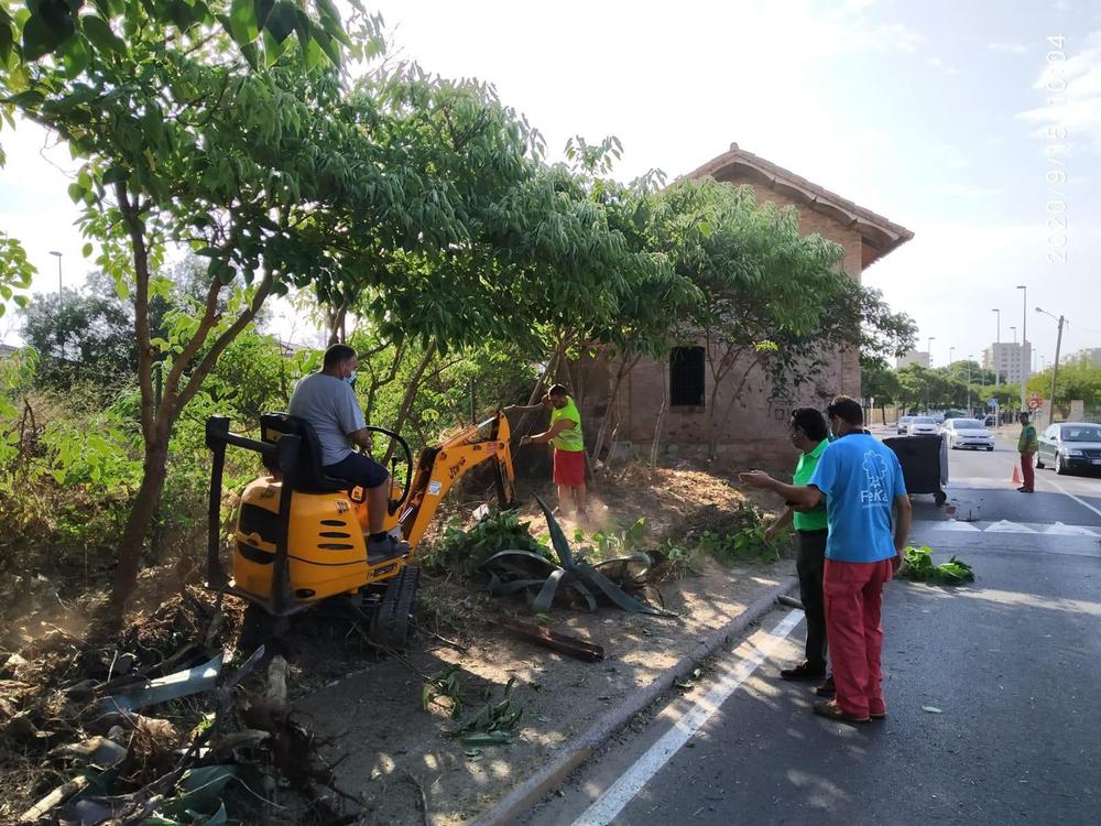 Acondicionamiento entorno guardabarreras
